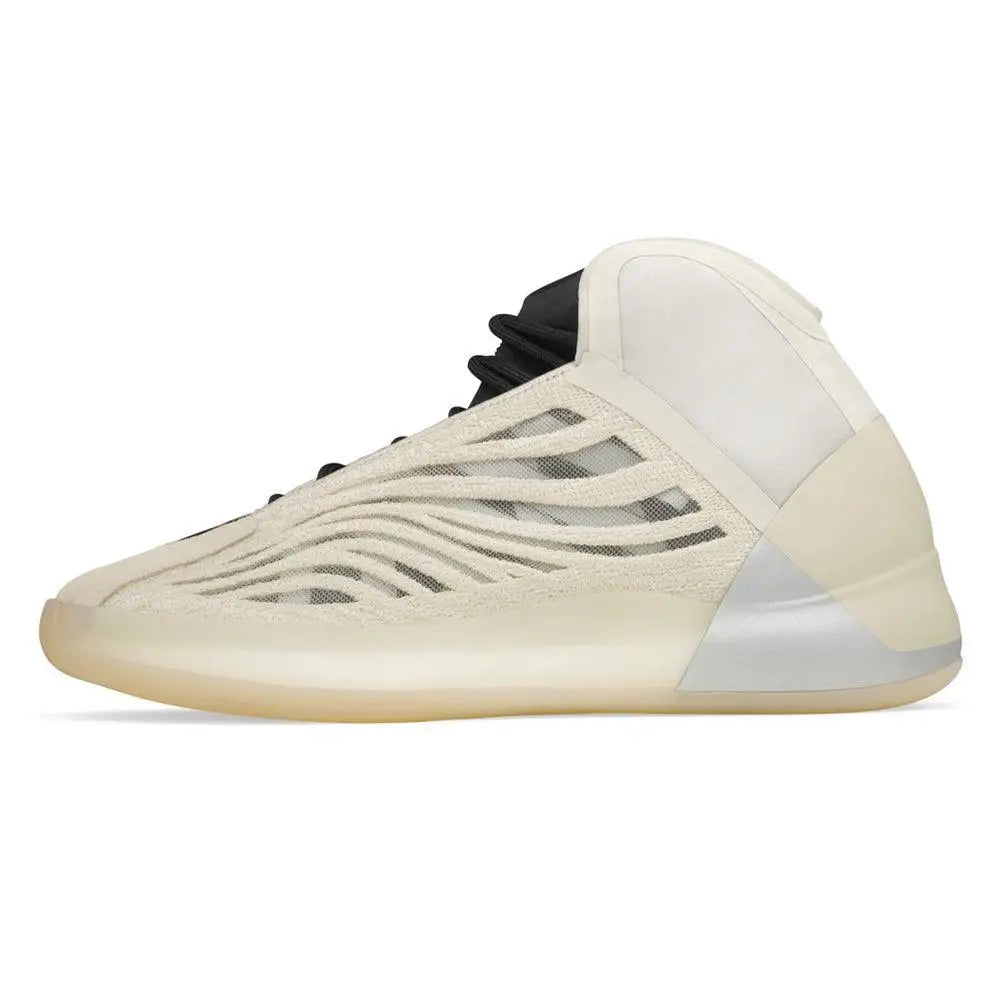 Adidas Yeezy Quantum Low-Top Breathable Durable Basketball Sneakers for Athletes and Sports Enthusiasts